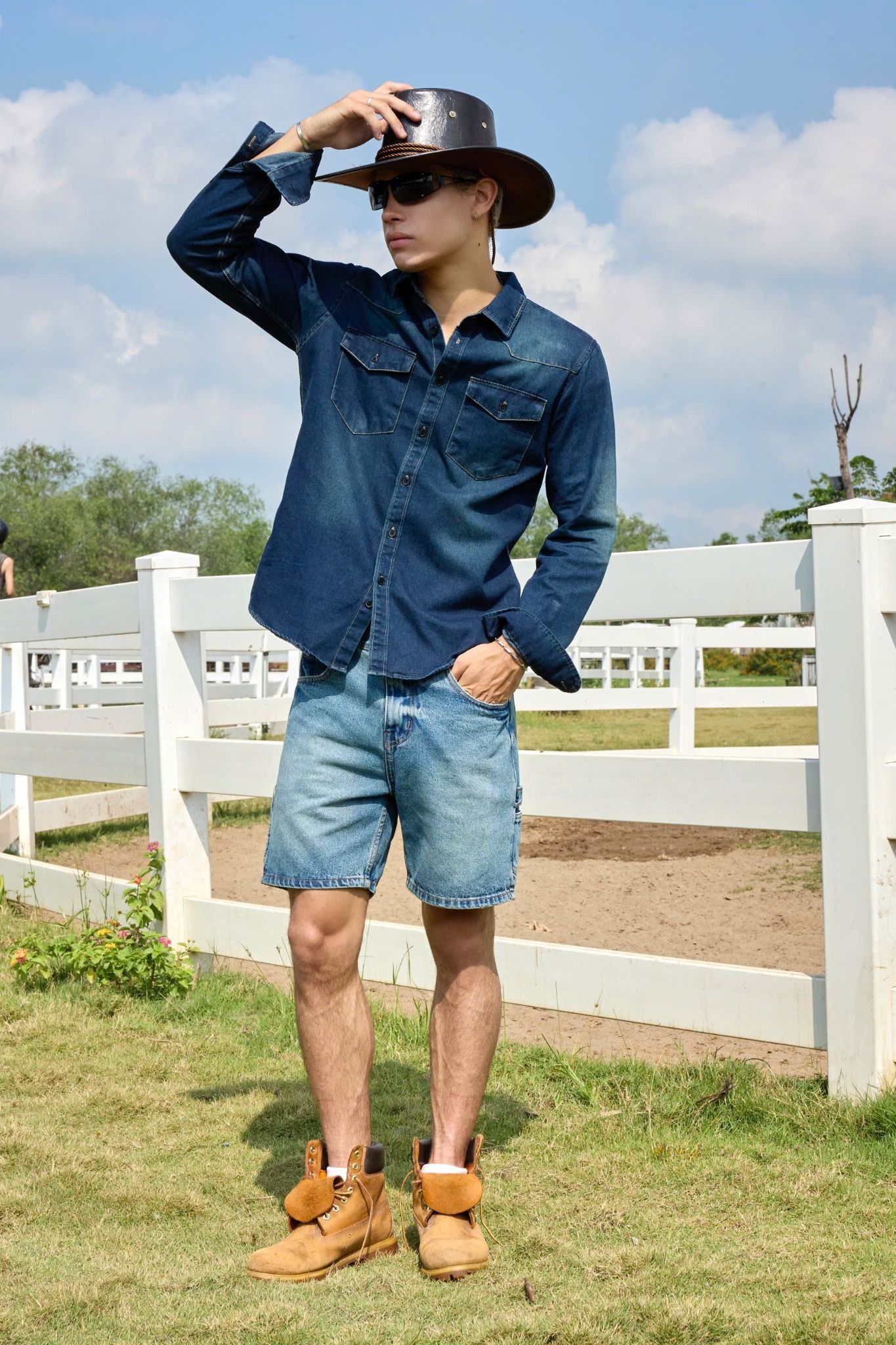 OUTFIT 216