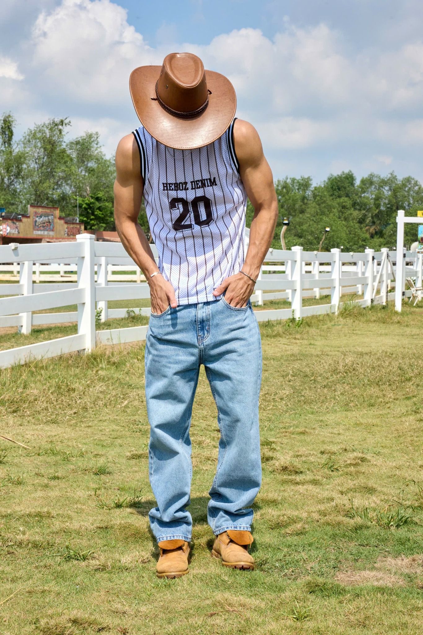 OUTFIT 218