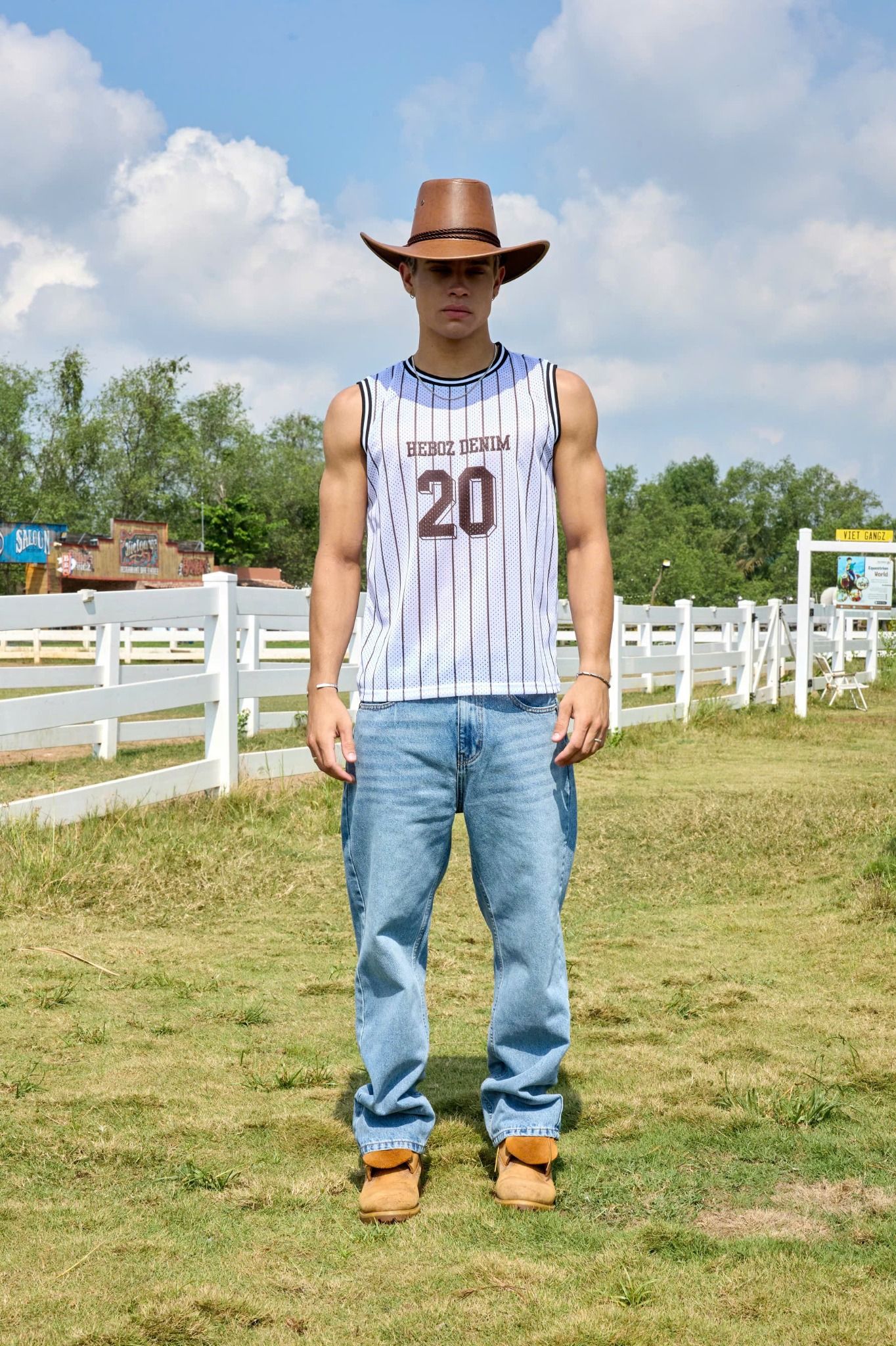 OUTFIT 218