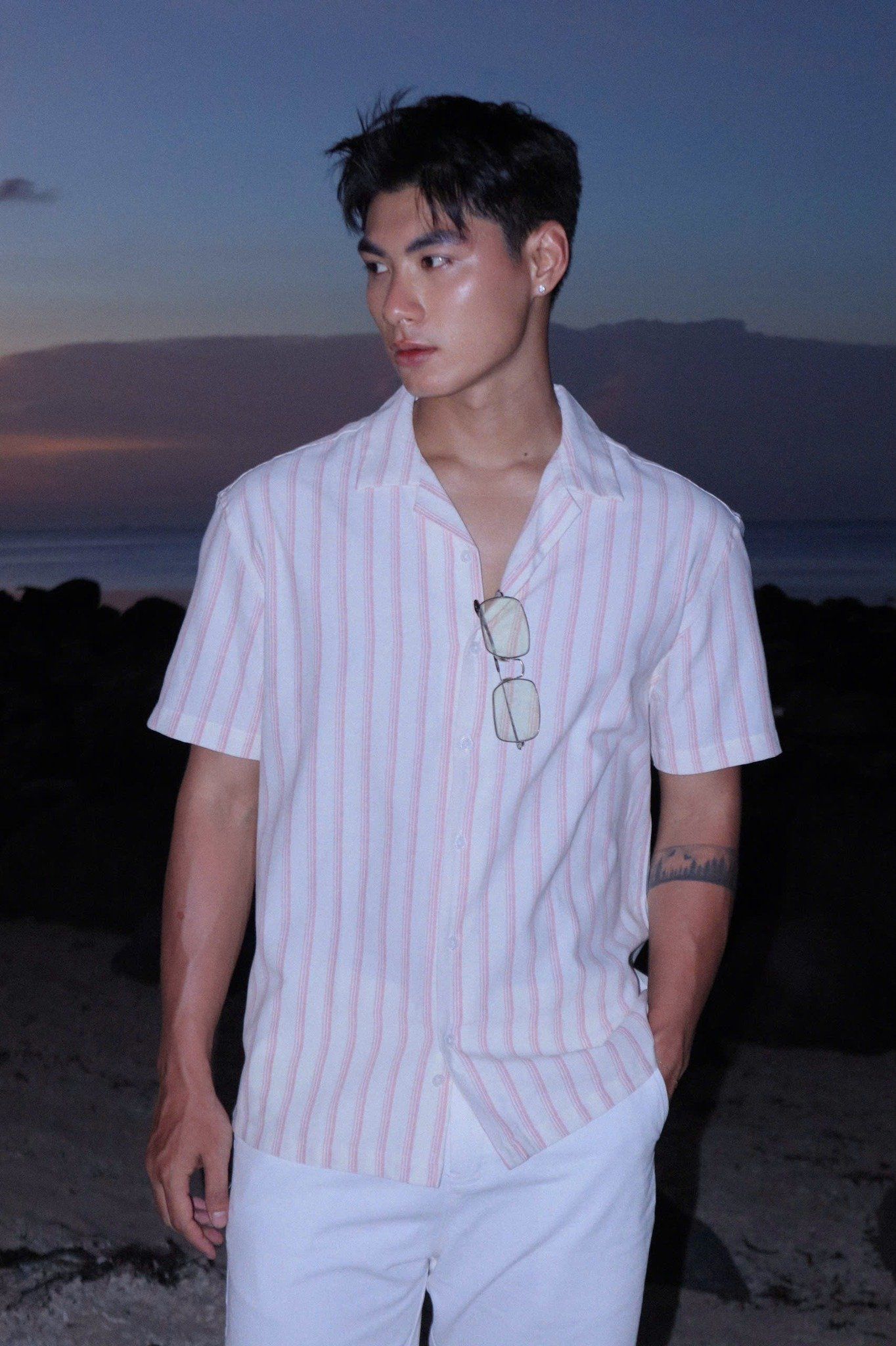 OUTFIT 220