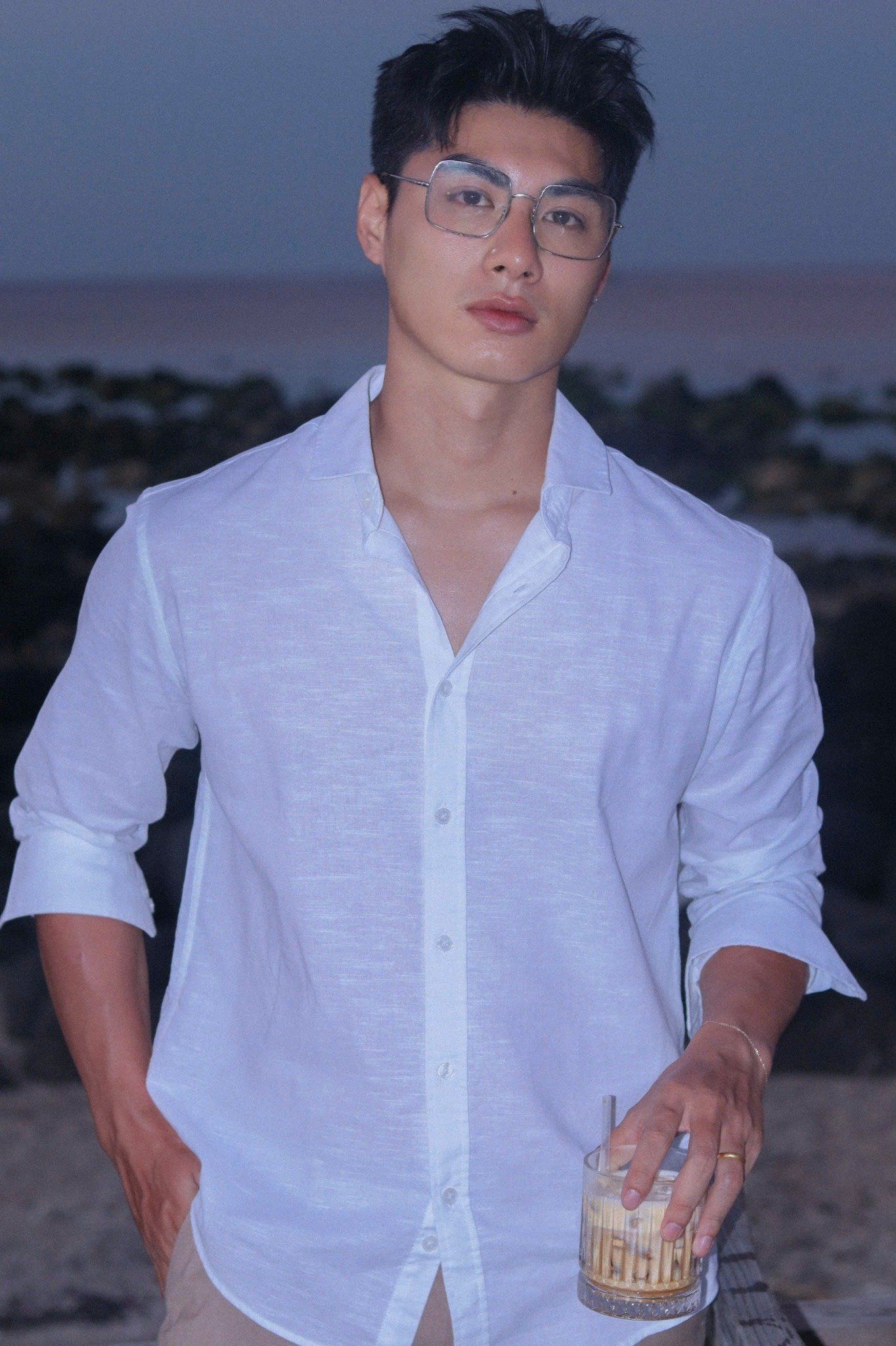 OUTFIT 221