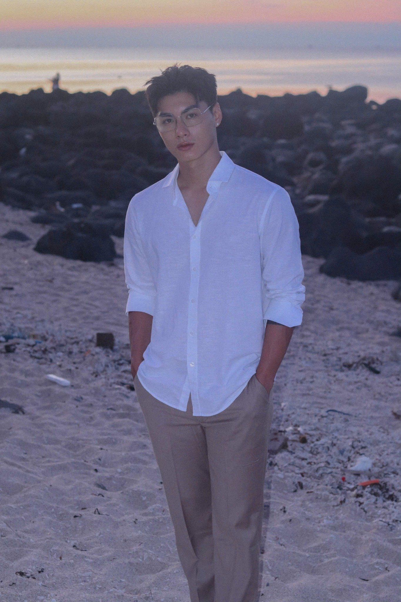 OUTFIT 221