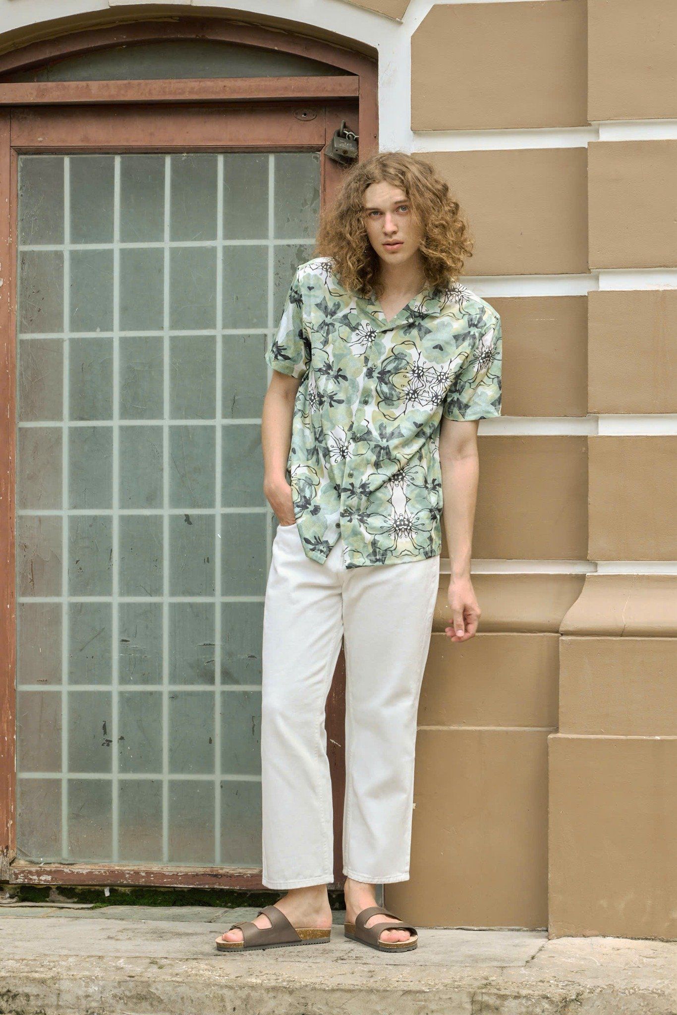 OUTFIT 228