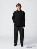 Quần Chinos Uni Ổng Rộng dành cho Nam. Chất quần 100% cotton dày dặn, form quần wide fit dễ mặc.
