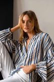 Sơ mi Free People dành cho Nữ. Cotton 100% thoáng mát.