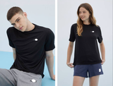 Áo thun PM. Unisex. Chất vải thun thể thao mềm mịn, thông thoáng và co giãn thoải mái. Chữ ngực nhỏ.