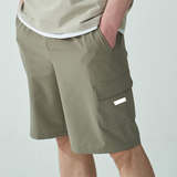 Quần short woven Nepa Isenberg. Chất vải woven thể thao kháng nước, kháng tia UV, co giãn thoải mái.