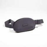 Túi đeo chéo Brevite The Belt Bag. Kích thước 20x11x3.5cm. Nhỏ