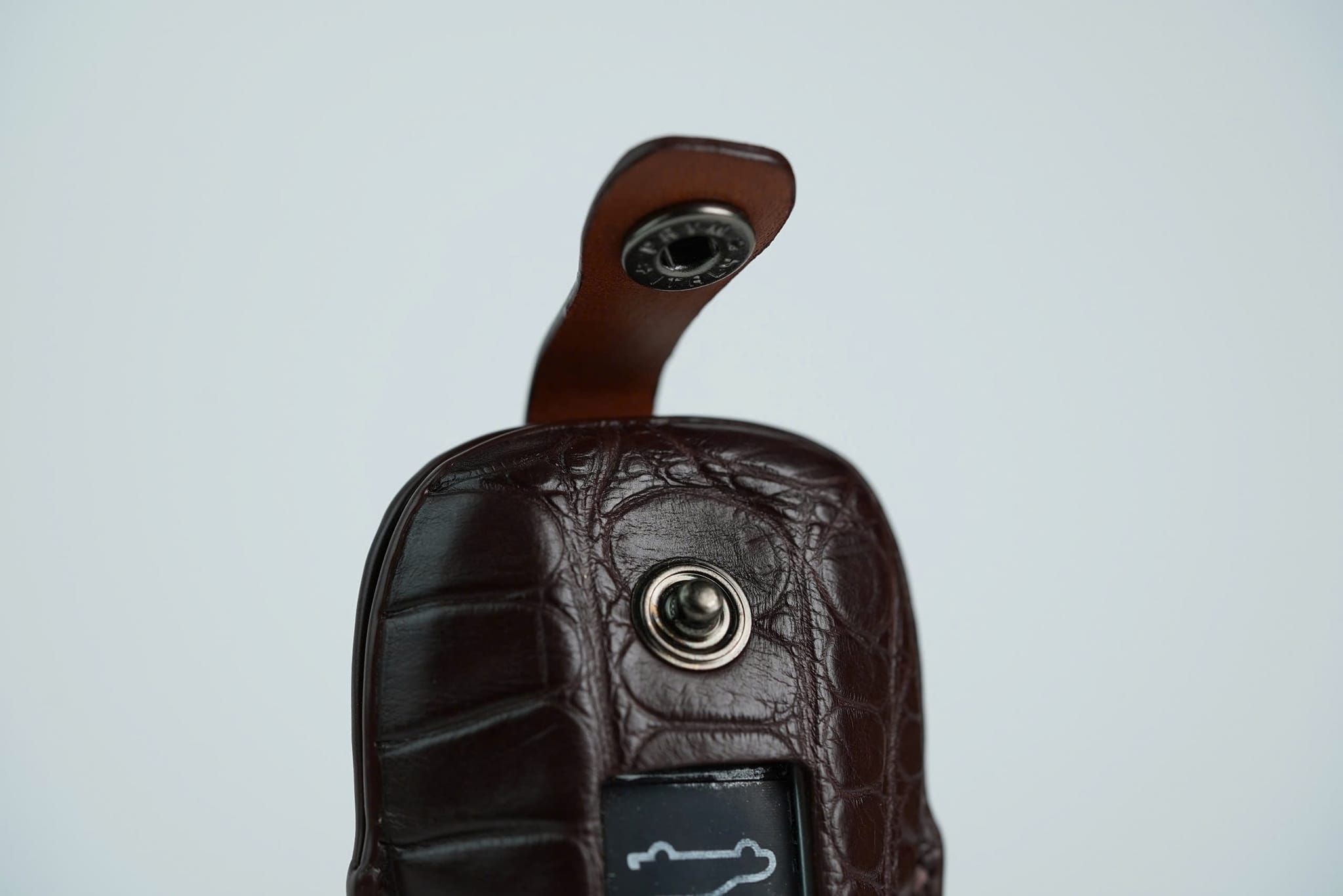 Bao Da Chìa Khóa Porche - Da Horween Shell Cordovan và Da Cá Sấu Alligator.