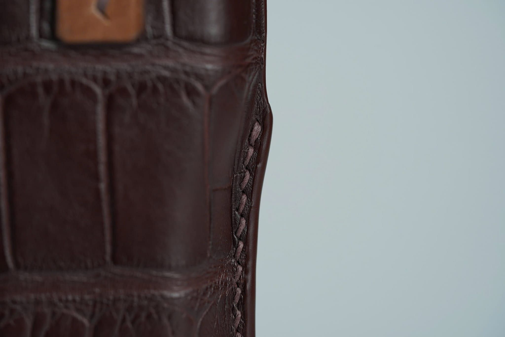 Bao Da Chìa Khóa Porche - Da Horween Shell Cordovan và Da Cá Sấu Alligator.