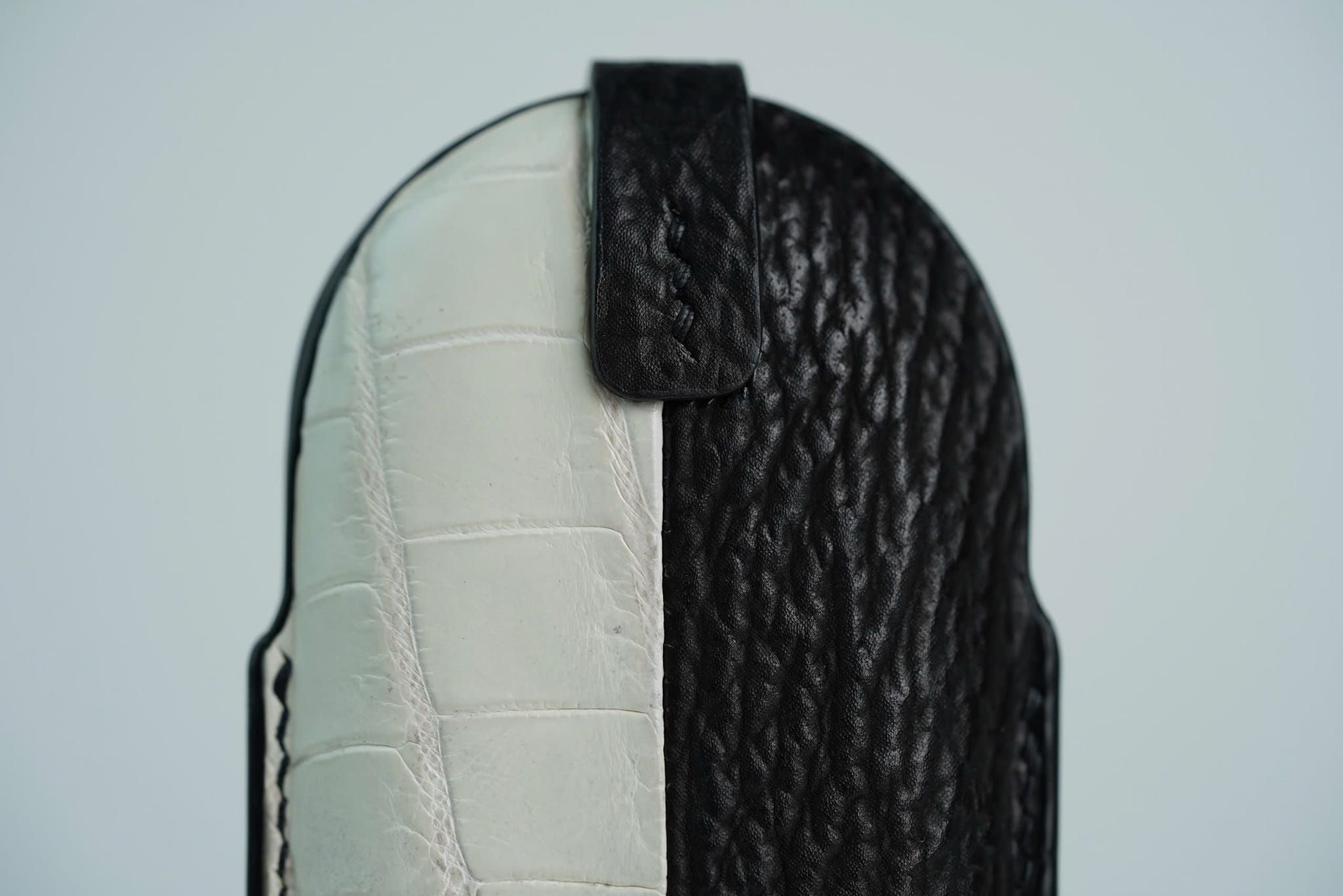 Bao Da Chìa Khóa Mercedes - Da Black Shark Skin và Himalaya Leather