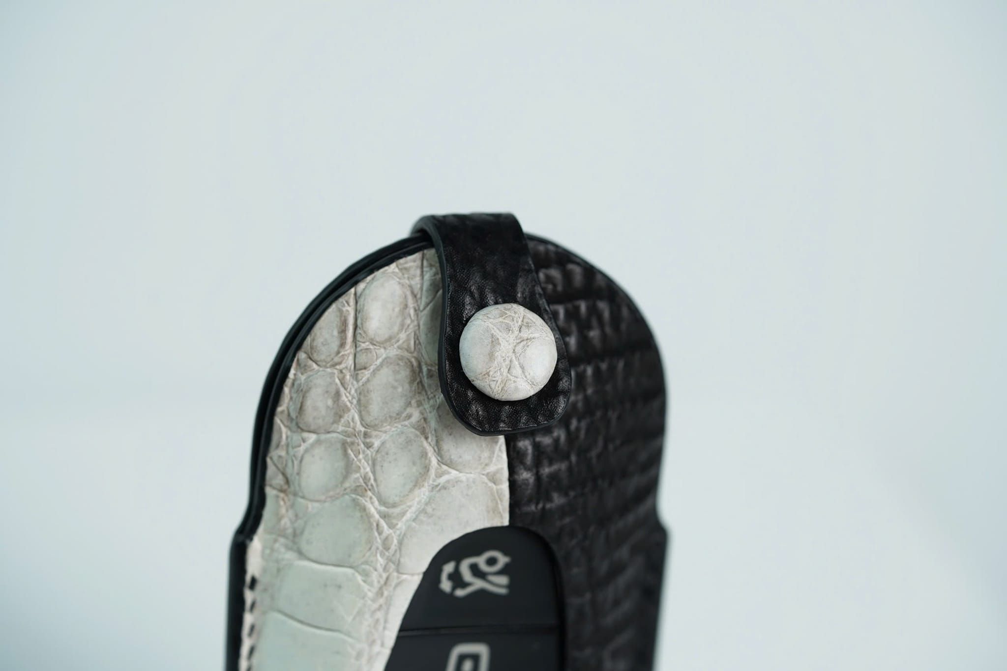 Bao Da Chìa Khóa Mercedes - Da Black Shark Skin và Himalaya Leather