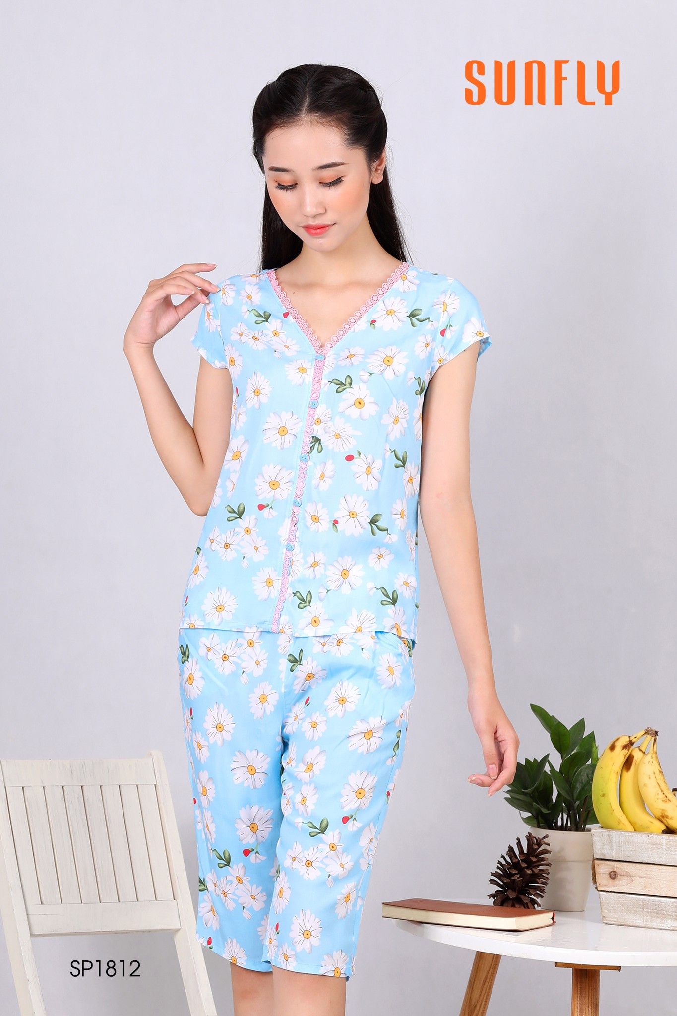 Bộ lanh mặc nhà áo cộc tay, quần lửng SP1812