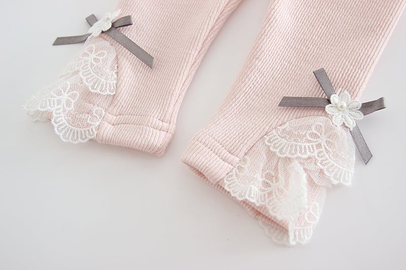 Quần legging len tăm nơ ren dễ thương cho bé