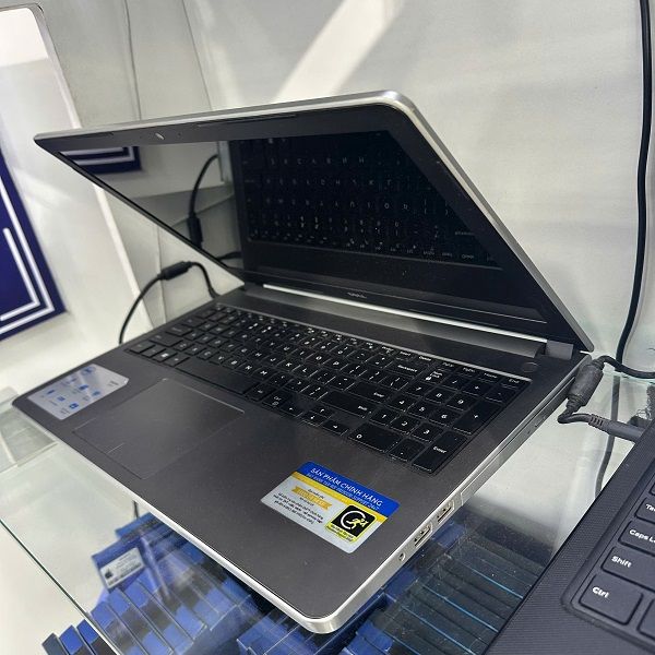 Laptop Dell Inspiron 5558 Cũ giá rẻ đẹp 98%