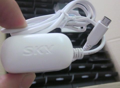 Thay Nắp Lưng Sky A900