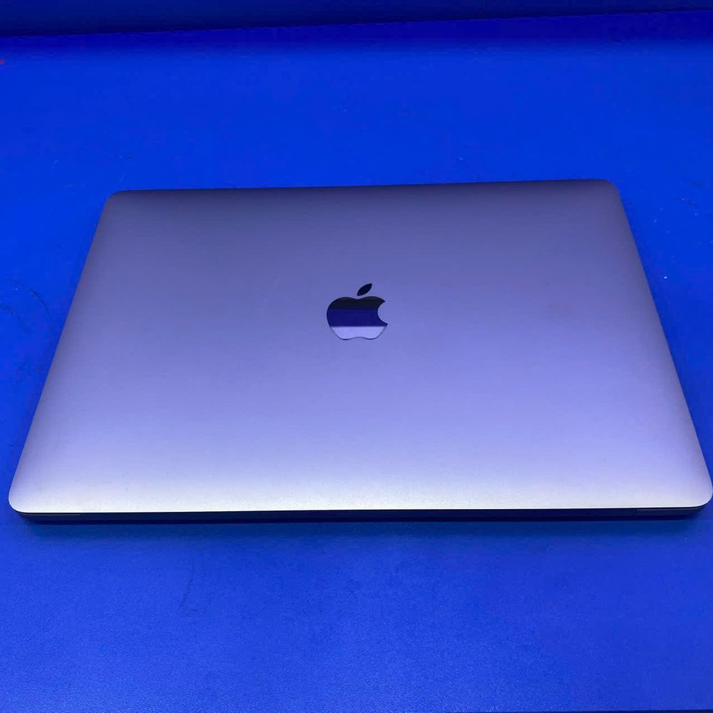 MACBOOK PRO 2017 A1706 Cũ giá rẻ đẹp 98%