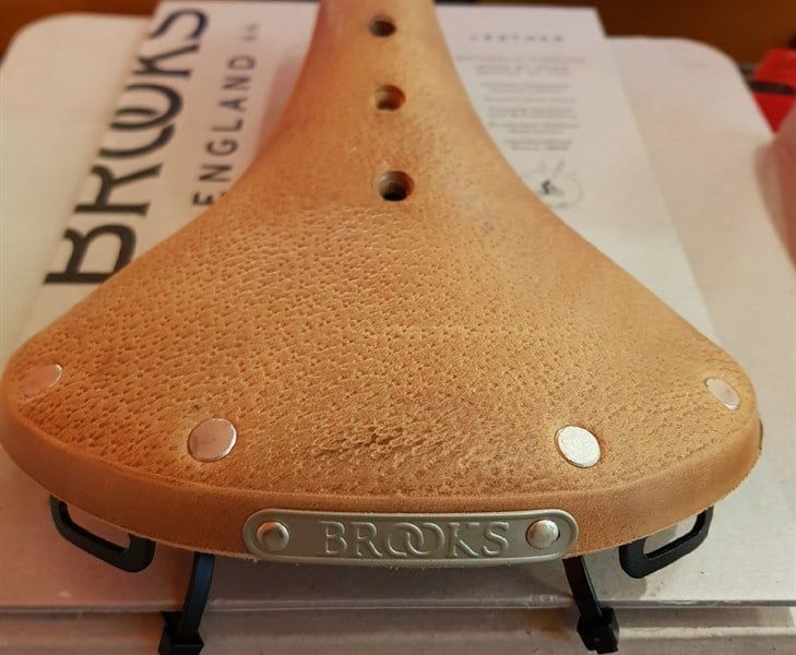 Yên xe đạp Brooks B17 Softened Bike Saddle