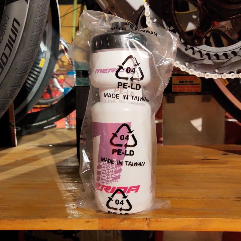 Bình nước xe đạp Merida 700ml Bike Bottle