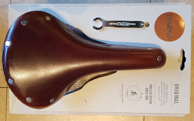  Yên xe đạp Brooks Team Pro Classic Bike Saddle 