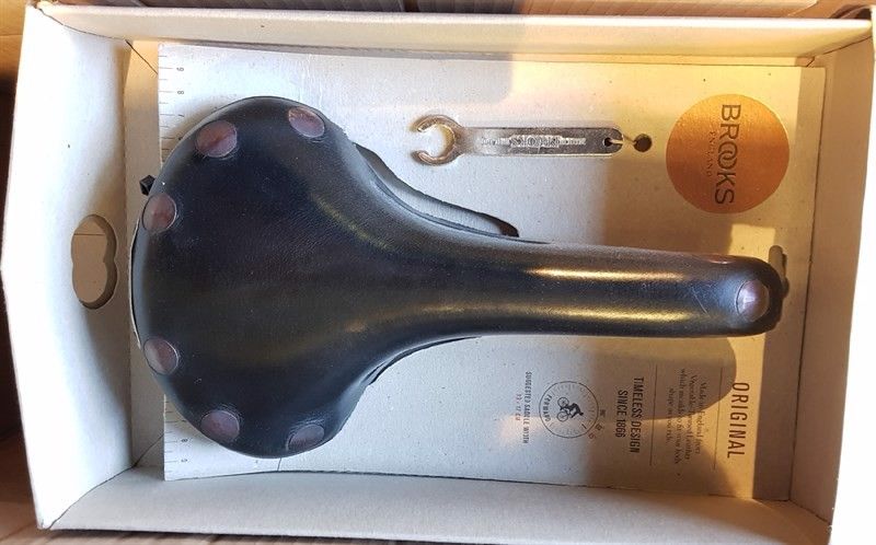 Yên xe đạp Brooks Team Pro Chrome Special Bike Saddle