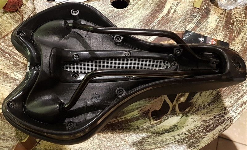 Yên xe đạp MTB Qiushuai Bike Saddle
