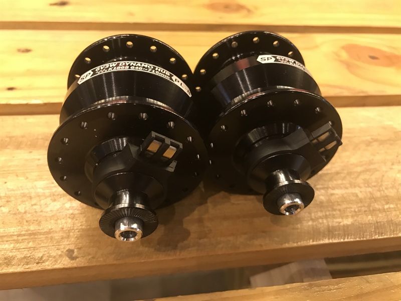 SP DYNAMO HUB, PL-8, CENTER LOCK, QR, 32H, BLACK