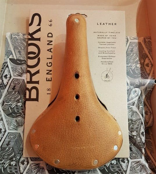 Yên xe đạp Brooks B17 Softened Bike Saddle