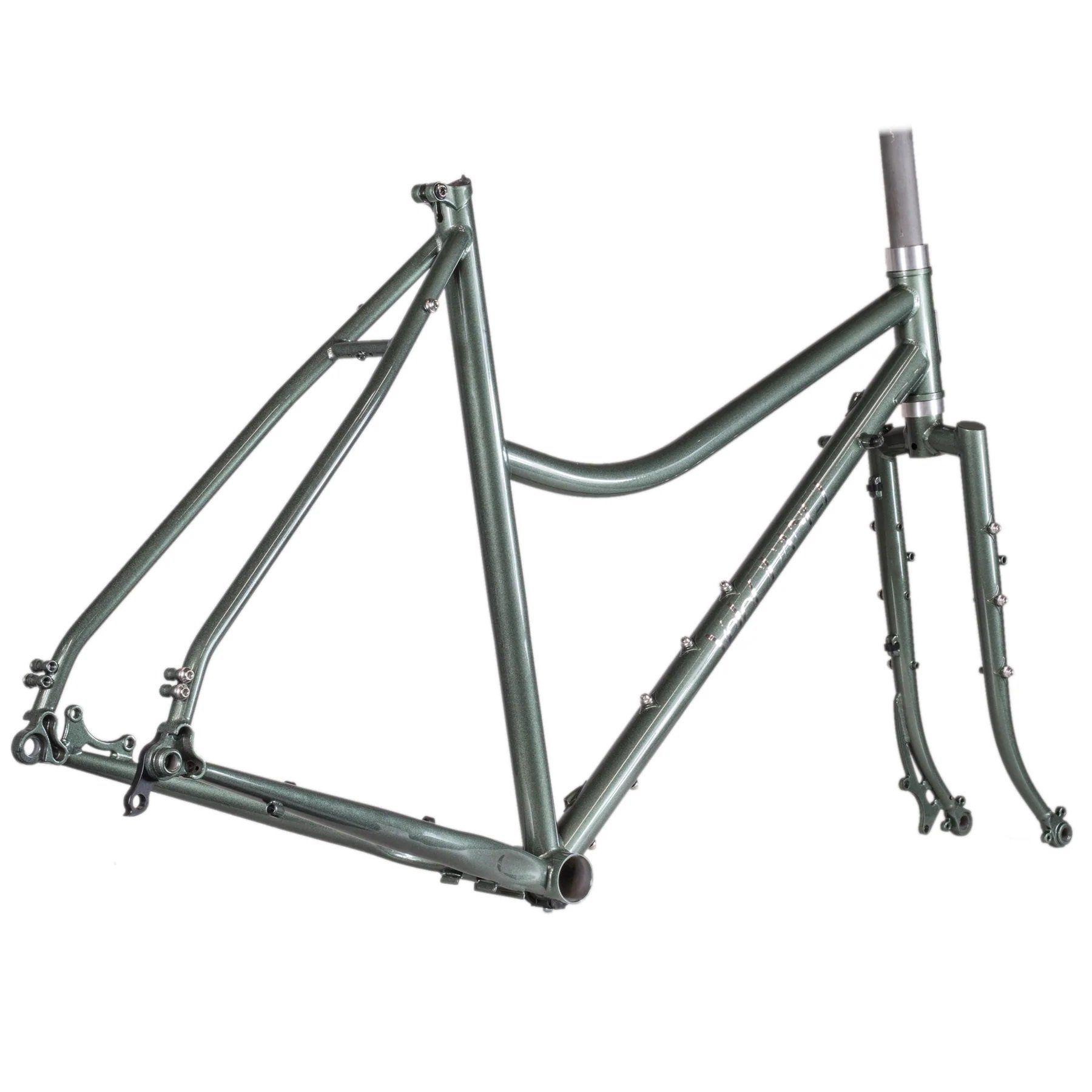 Polyvalent-Low Kicker-Large/Sage Metallic