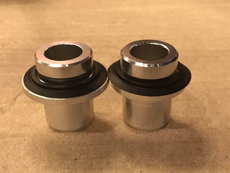  Adapter HUB sau VELOCI M12 END CAP FOR RC23DB REAR 