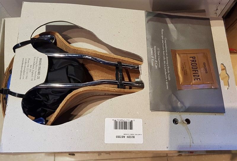 Yên xe đạp Brooks Team Pro Chrome Special Bike Saddle