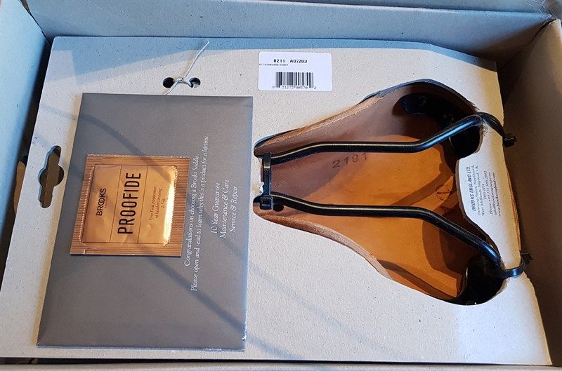  Yên xe đạp Brooks B17 Standard Classic Bike Saddle 