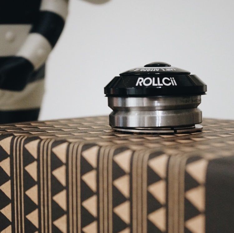 Chén cổ Veloci Rollcii IS41/41mm/Nhôm/Đen-Bạc | Veloci Rollcii IS41 Bike Headset/41mm/Aluminum/Black-Silver