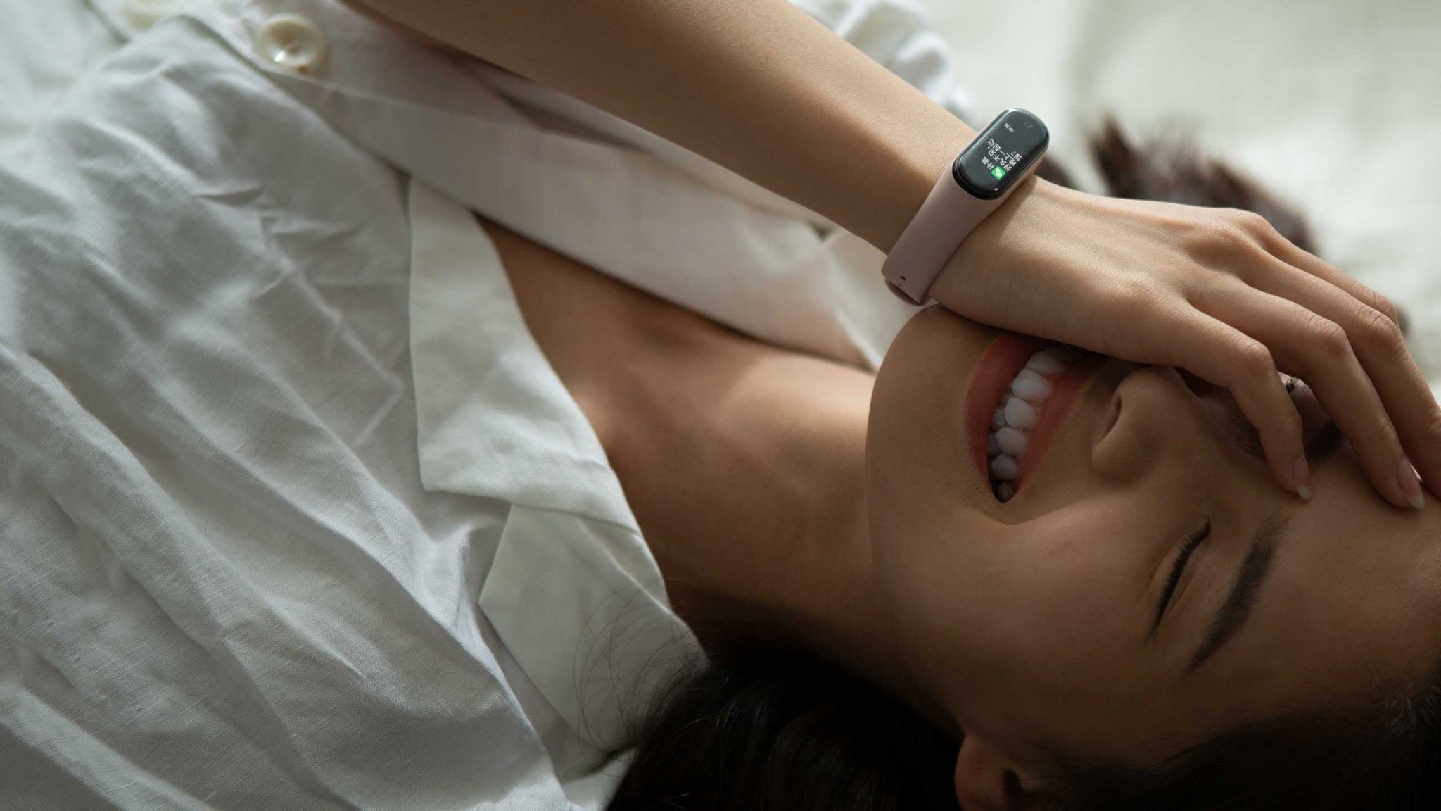 Vòng đeo tay thông minh Mi band 4 Xiaomi / Mi Smart Band 4