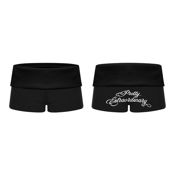 Quần short cạp trễ PRETTY gập eo tôn dáng thêu chữ sắc nét