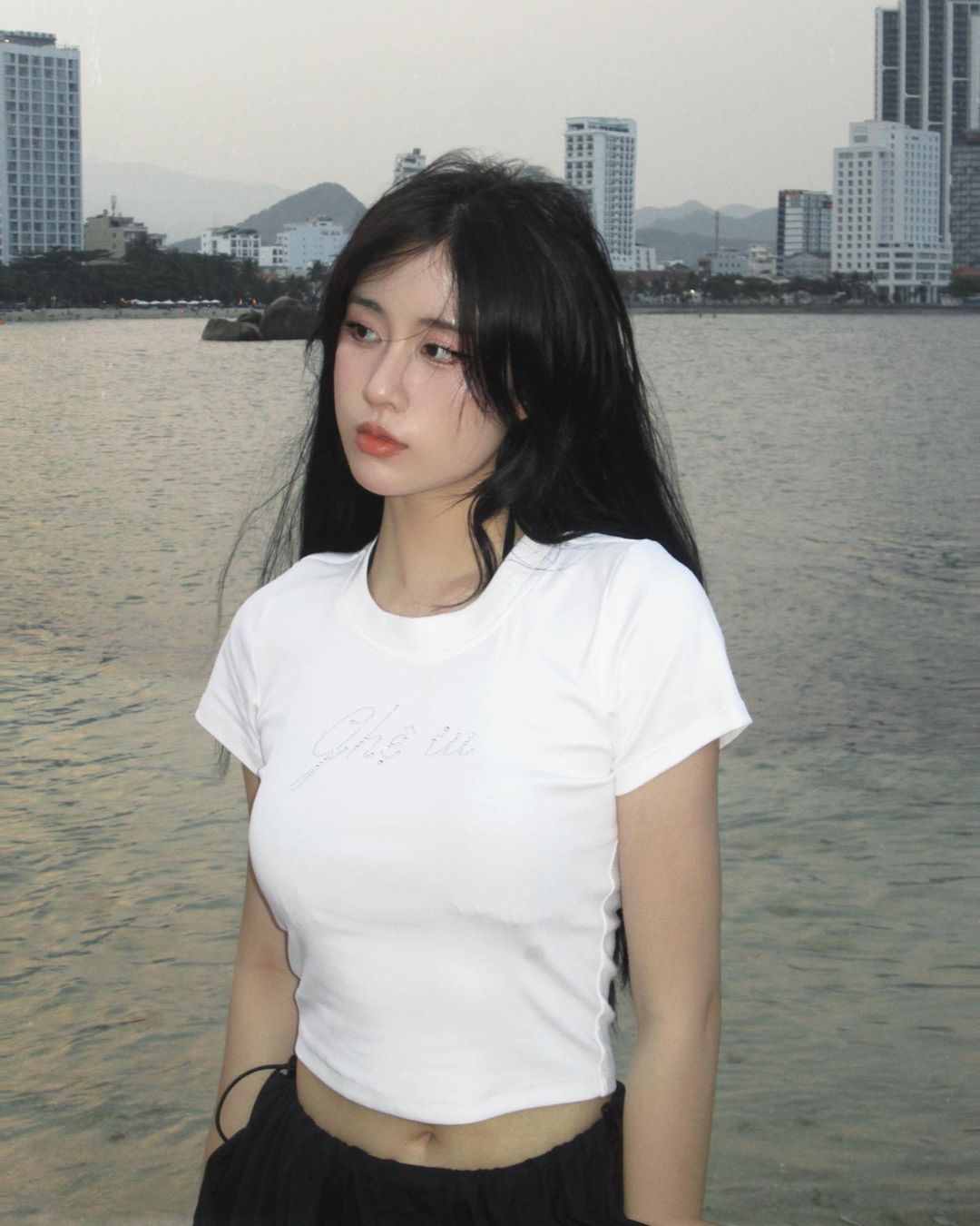 Áo thun baby tee