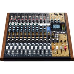 TASCAM Model 16