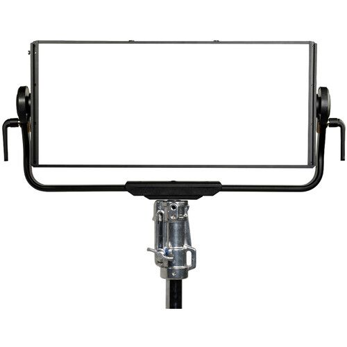 Đèn Aputure Nova P600c - chipset RGBWW Led Panel