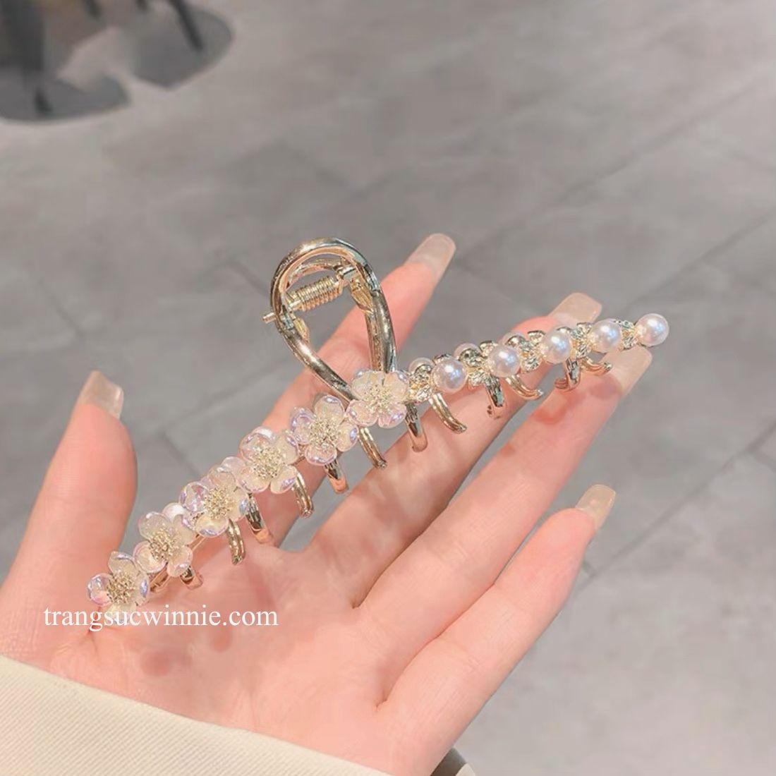 Kẹp tóc Anh đào