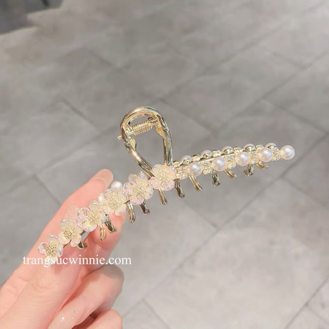 Kẹp tóc Anh đào