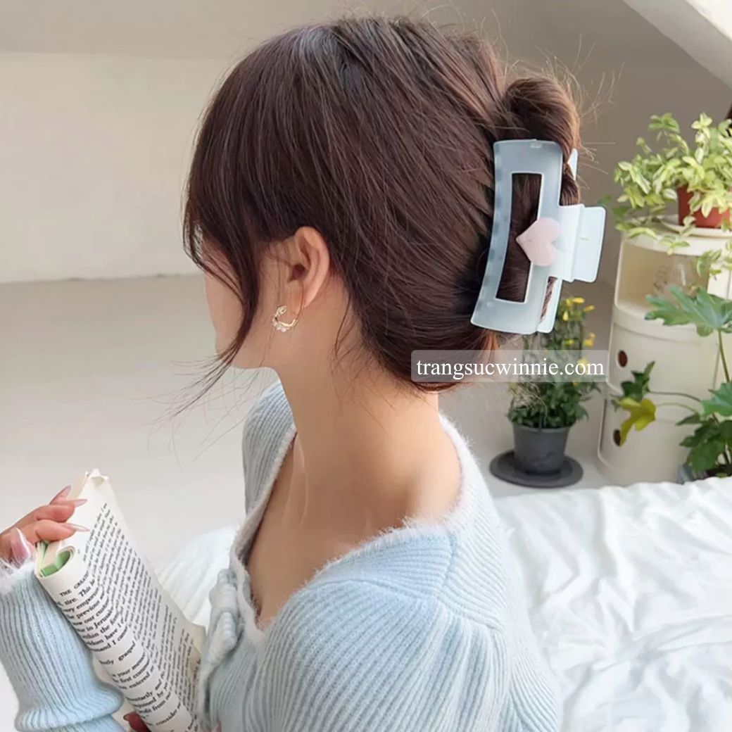 Kẹp tóc Vuông xanh tim