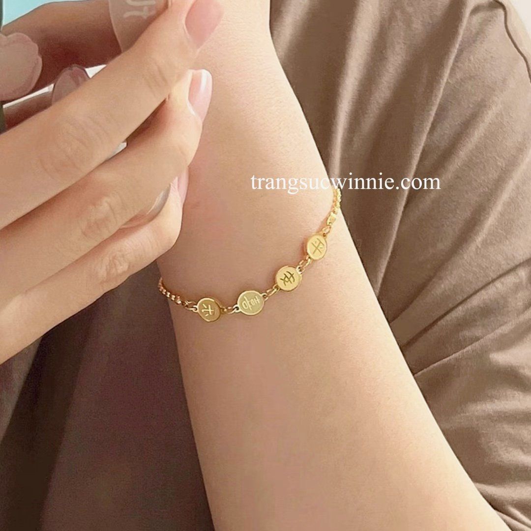 Lắc tay titan Hạnh phúc