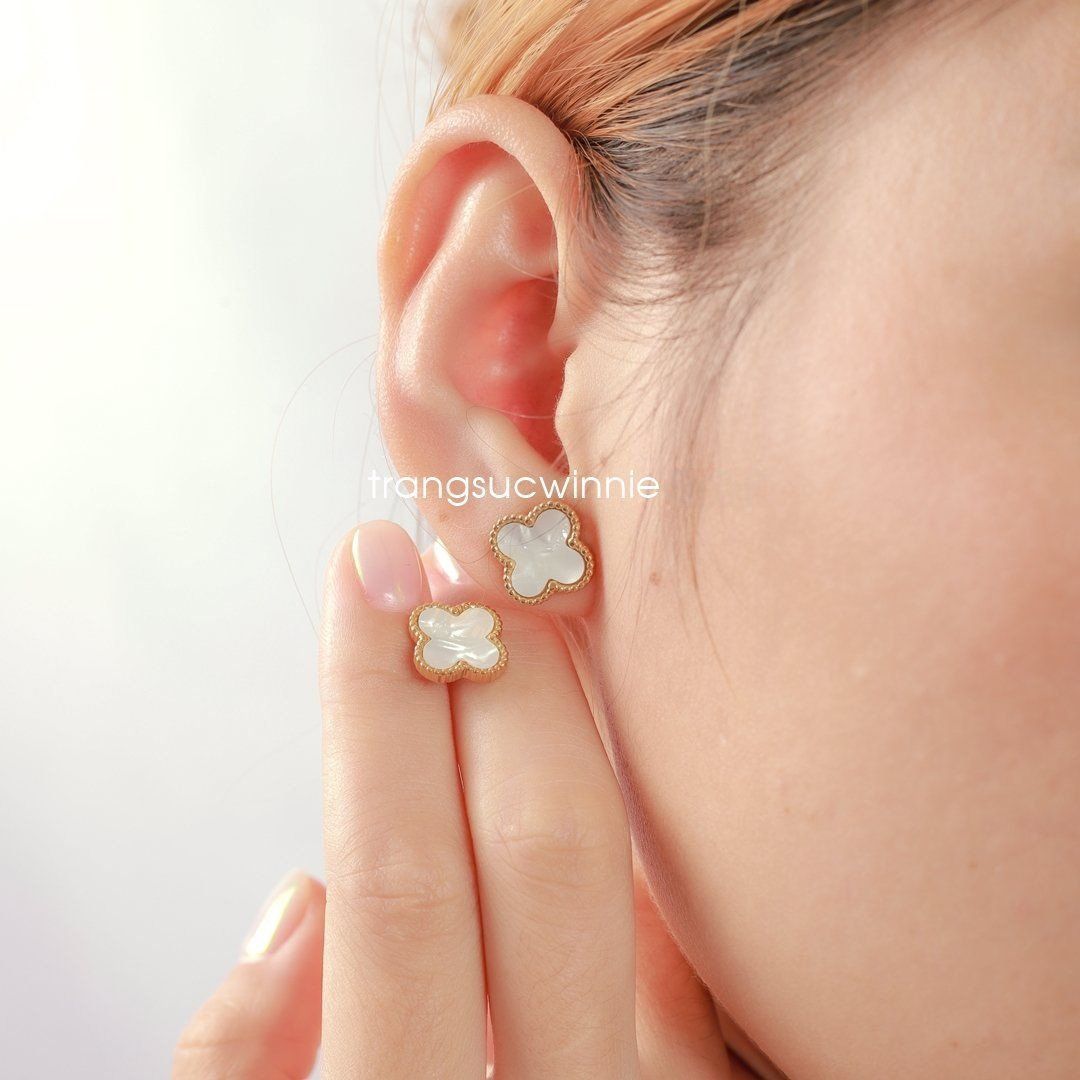 Hoa tai Titan Cỏ 4 lá 13mm VG