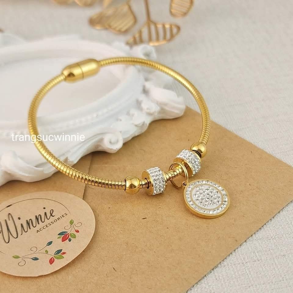 Vòng tay Titan Naky Charm