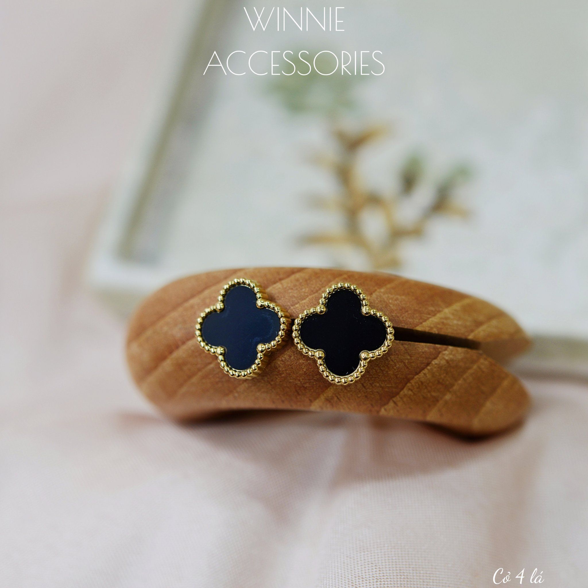 Hoa tai Titan Cỏ 4 lá 13mm VG
