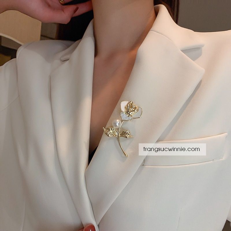 Cài áo Hoa hồng xà cừ