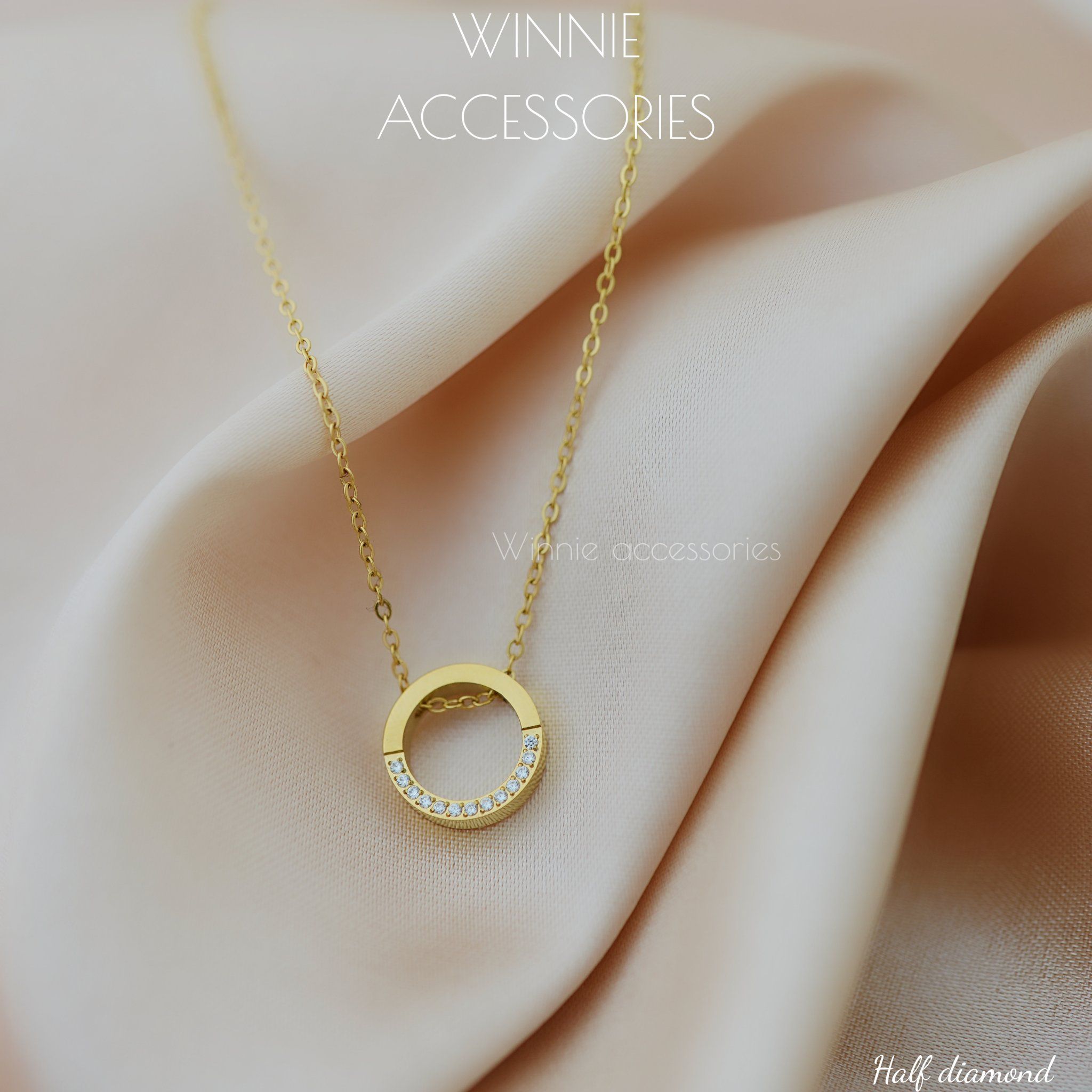 Dây chuyền Titan Half Diamond