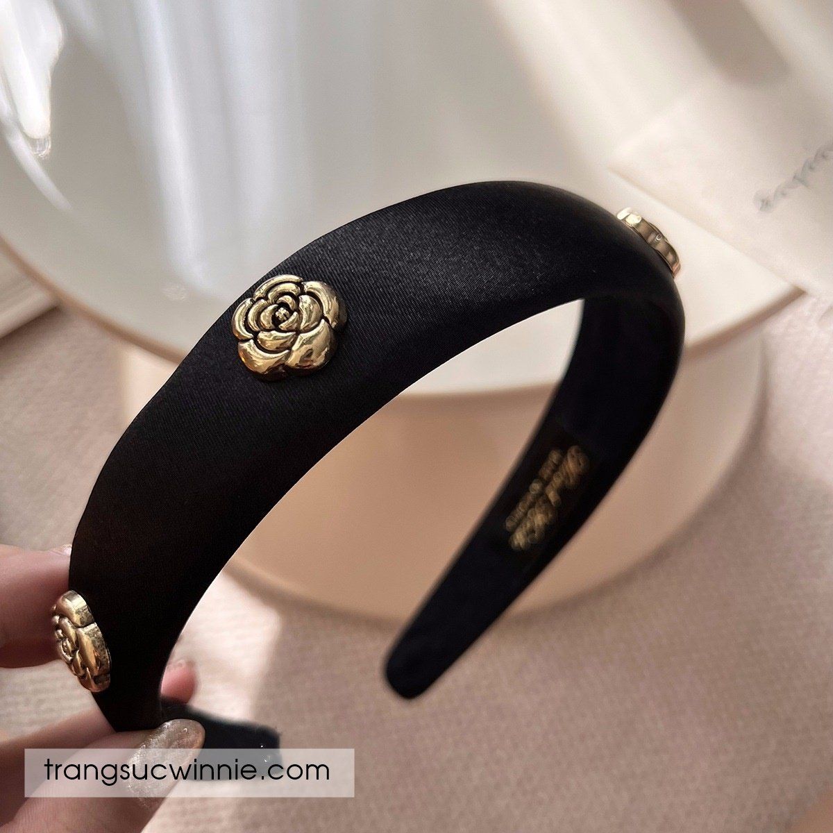 Cài tóc Satin 4 hoa hồng