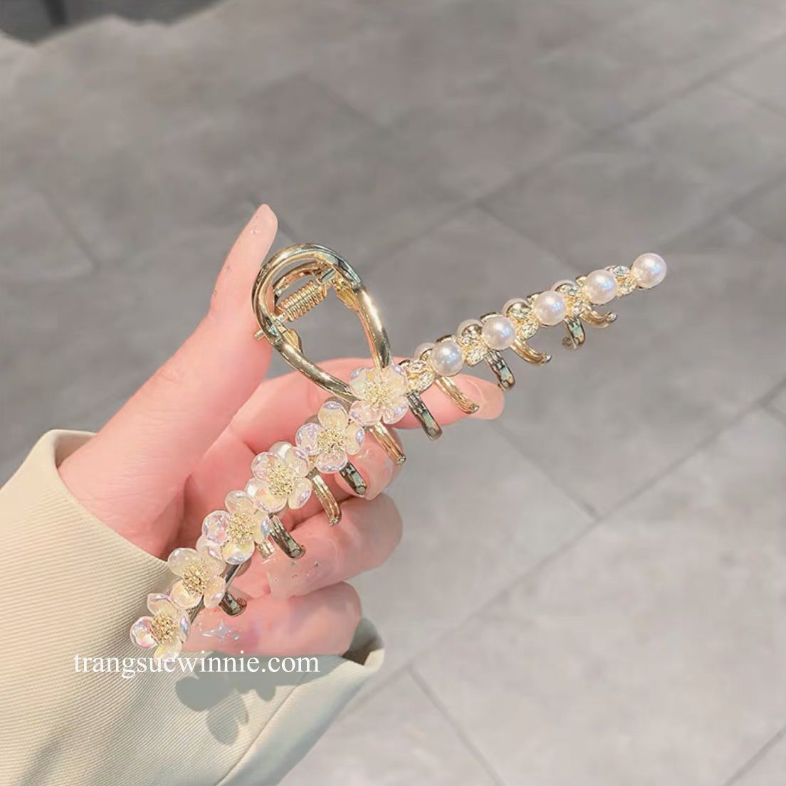 Kẹp tóc Anh đào