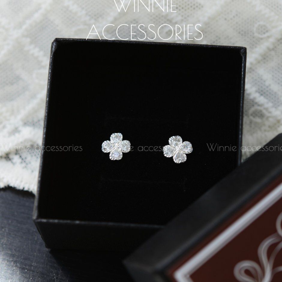 Hoa tai Bạc S925 Clover Crystal